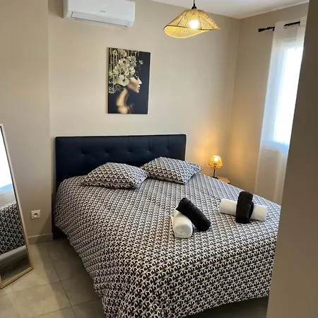 Holiday home En Provence 3 T3 Jardin Clos Greoux-les-Bains